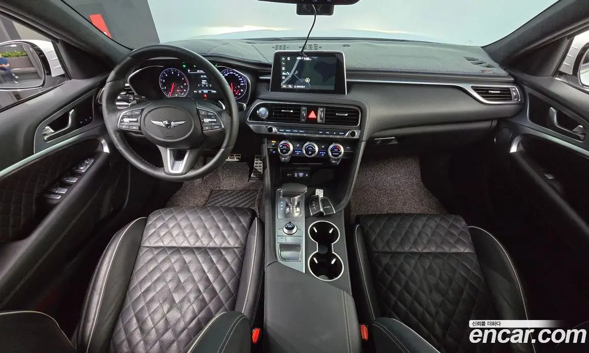 Genesis G70 2019 2.0 автомат (гидро), фото 10 Genesis G70 2019 2.0 автомат (гидро), фото 10