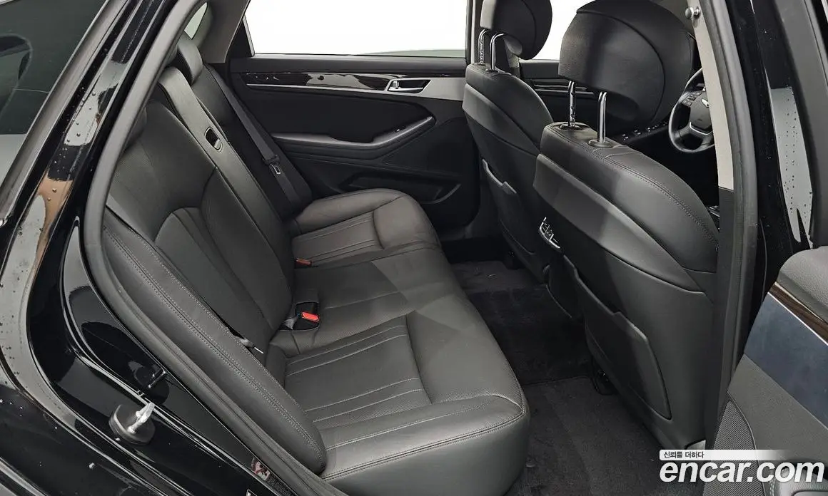 Genesis G80 2016 3.3 автомат (гидро), фото 18 Genesis G80 2016 3.3 автомат (гидро), фото 18