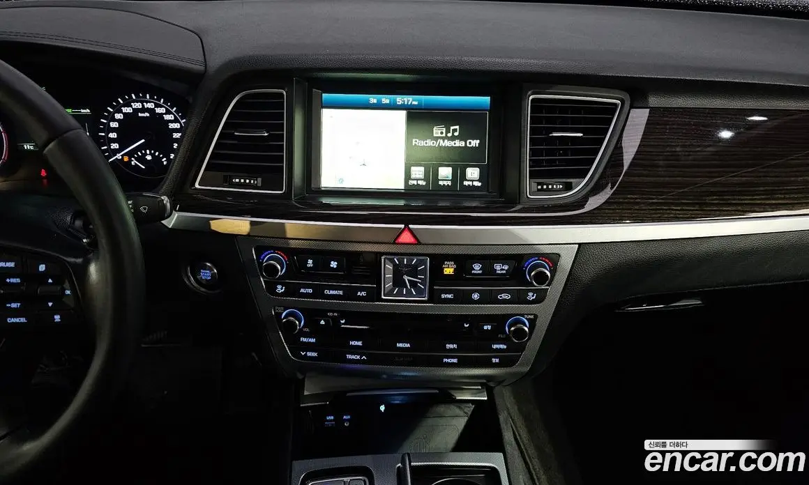 Genesis G80 2018 2.2 автомат (гидро), фото 14 Genesis G80 2018 2.2 автомат (гидро), фото 14