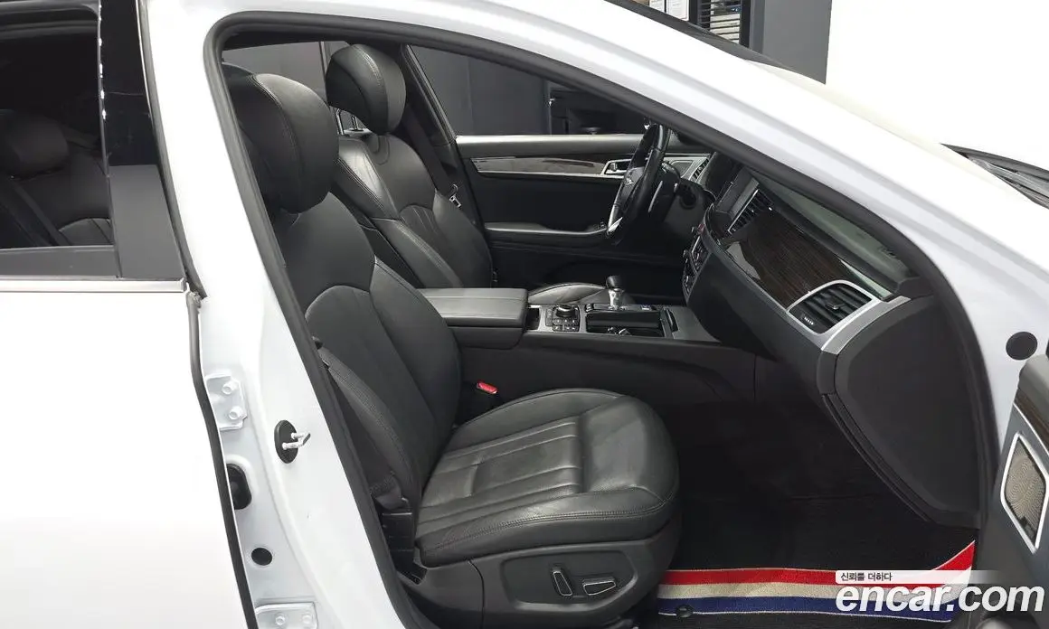 Genesis G80 2019 3.3 автомат (гидро), фото 11 Genesis G80 2019 3.3 автомат (гидро), фото 11
