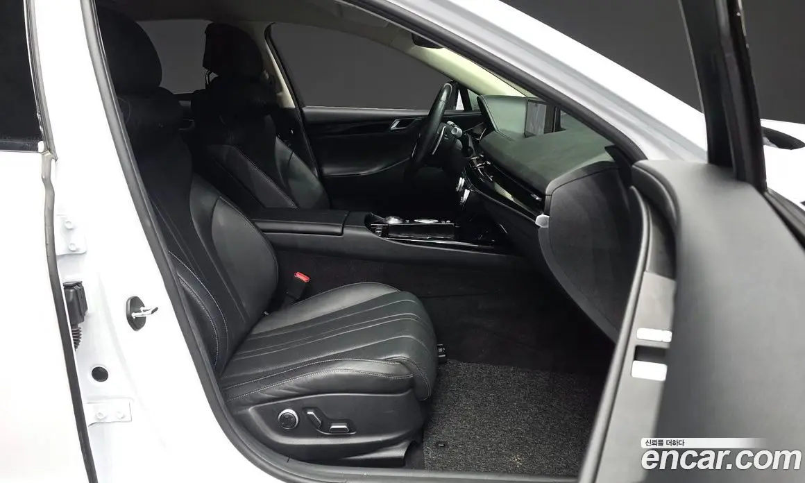 Genesis G80 2020 3.5 автомат (гидро), фото 17 Genesis G80 2020 3.5 автомат (гидро), фото 17