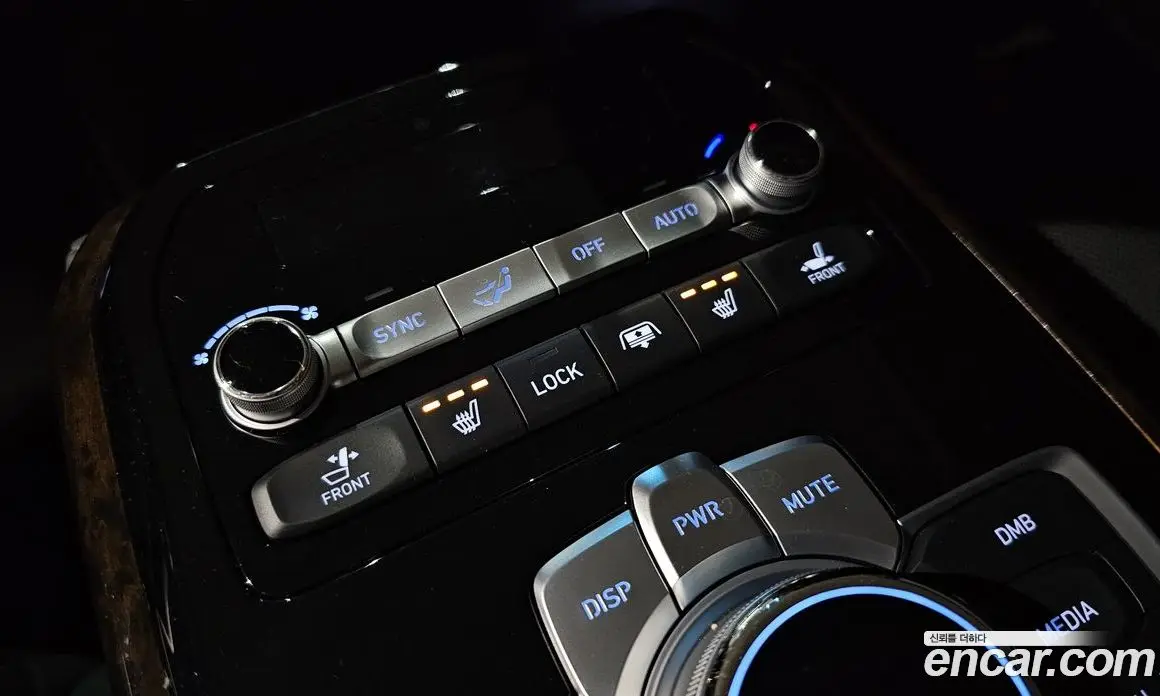 Genesis G90 2019 3.8 автомат (гидро), фото 19