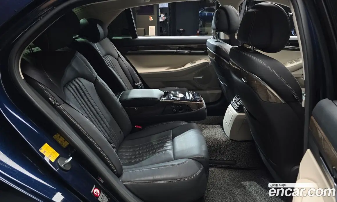 Genesis G90 2019 3.8 автомат (гидро), фото 17 Genesis G90 2019 3.8 автомат (гидро), фото 17