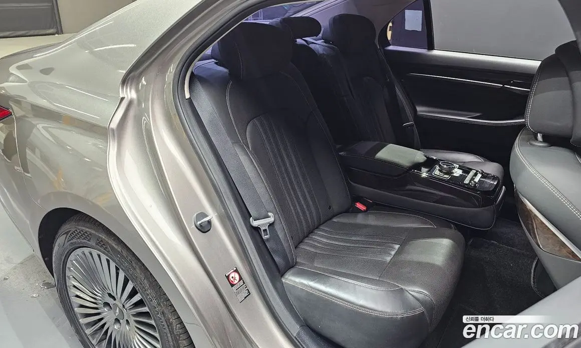 Genesis G90 2019 3.8 автомат (гидро), фото 12