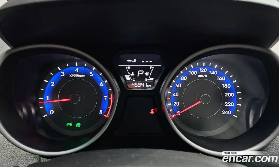 Hyundai Avante 2015 1.6 автомат (гидро), фото 11