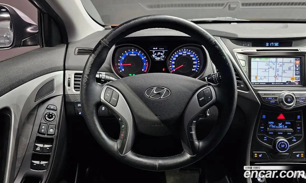Hyundai Avante 2015 1.6 автомат (гидро), фото 21