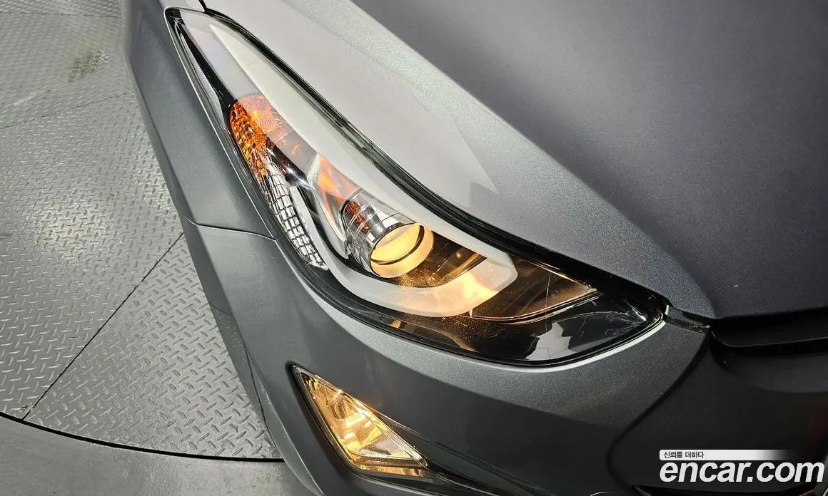 Hyundai Avante 2015 1.6 автомат (гидро), фото 8