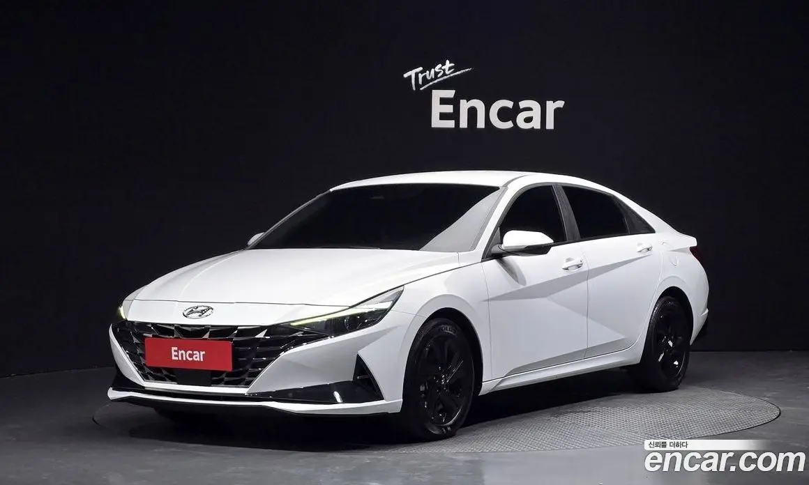 Hyundai Avante 2023 1.6 автомат (гидро), фото 1 Hyundai Avante 2023 1.6 автомат (гидро), фото 1