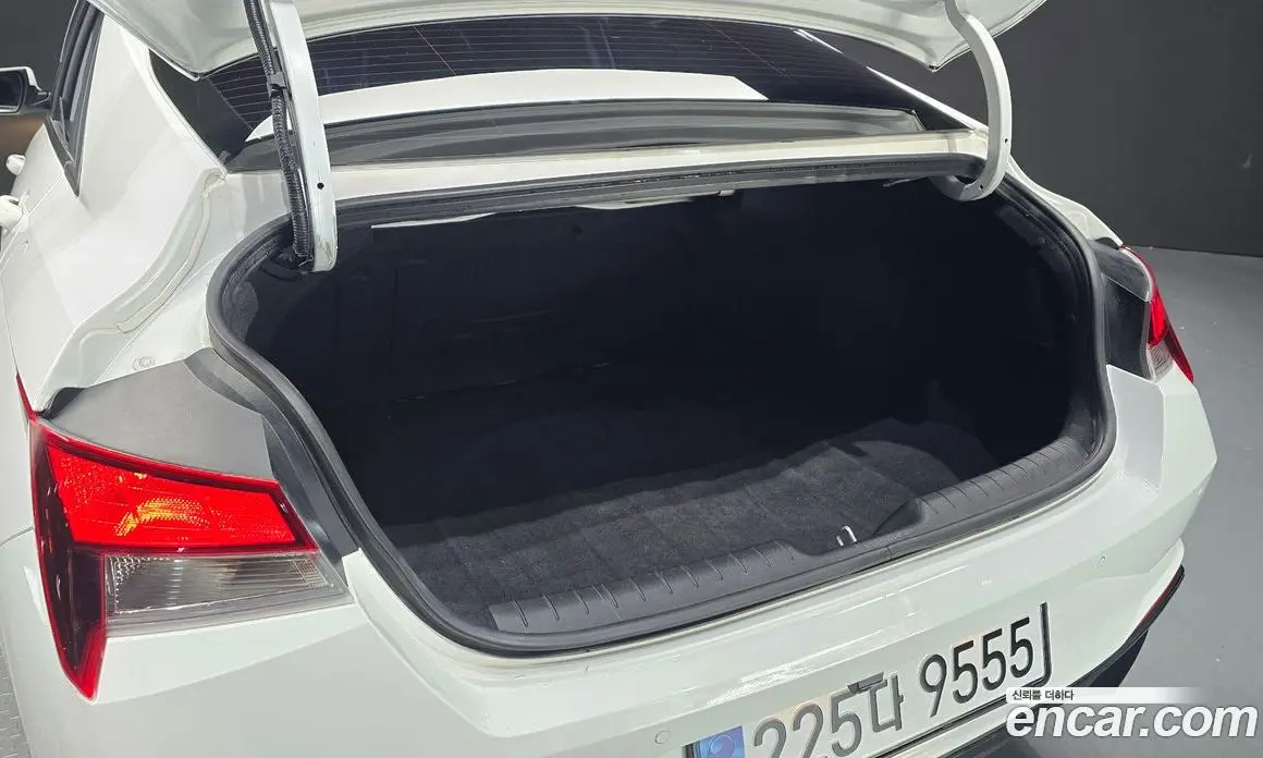 Hyundai Avante 2023 1.6 автомат (гидро), фото 18 Hyundai Avante 2023 1.6 автомат (гидро), фото 18