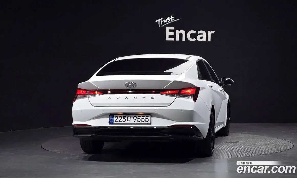 Hyundai Avante 2023 1.6 автомат (гидро), фото 4 Hyundai Avante 2023 1.6 автомат (гидро), фото 4