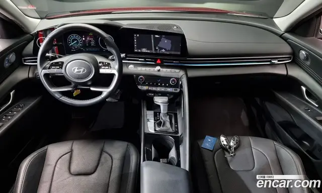 Hyundai Avante 2024 1.6 автомат (гидро), миниатюра 7