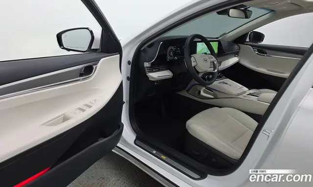 Hyundai Grandeur 2021 2.5 автомат (гидро), миниатюра 9 Hyundai Grandeur 2021 2.5 автомат (гидро), миниатюра 9