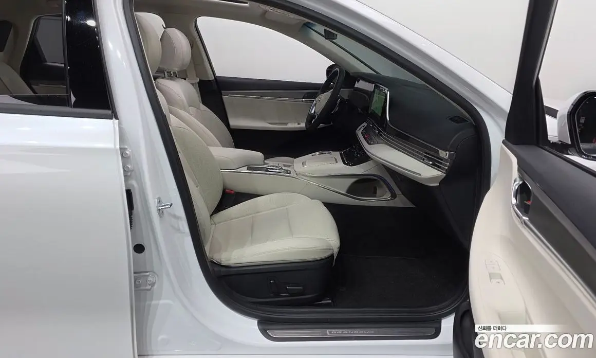 Hyundai Grandeur 2021 2.5 автомат (гидро), фото 10 Hyundai Grandeur 2021 2.5 автомат (гидро), фото 10