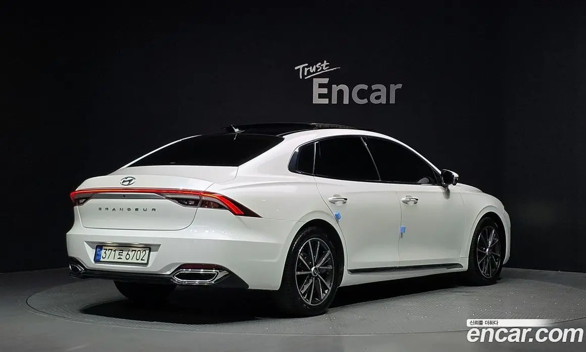 Hyundai Grandeur 2022 2.5 автомат (гидро), фото 2 Hyundai Grandeur 2022 2.5 автомат (гидро), фото 2