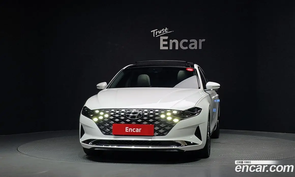 Hyundai Grandeur 2022 2.5 автомат (гидро), фото 3 Hyundai Grandeur 2022 2.5 автомат (гидро), фото 3