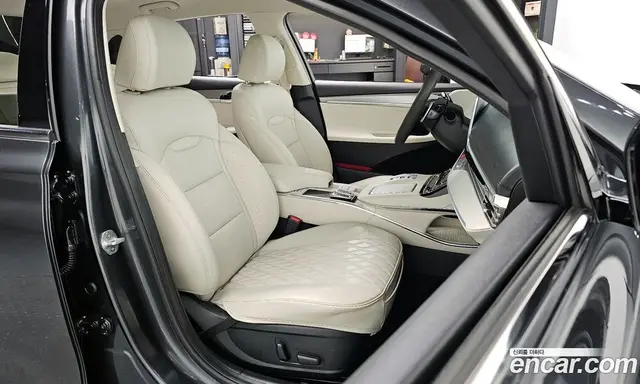 Hyundai Grandeur 2022 2.5 автомат (гидро), миниатюра 2