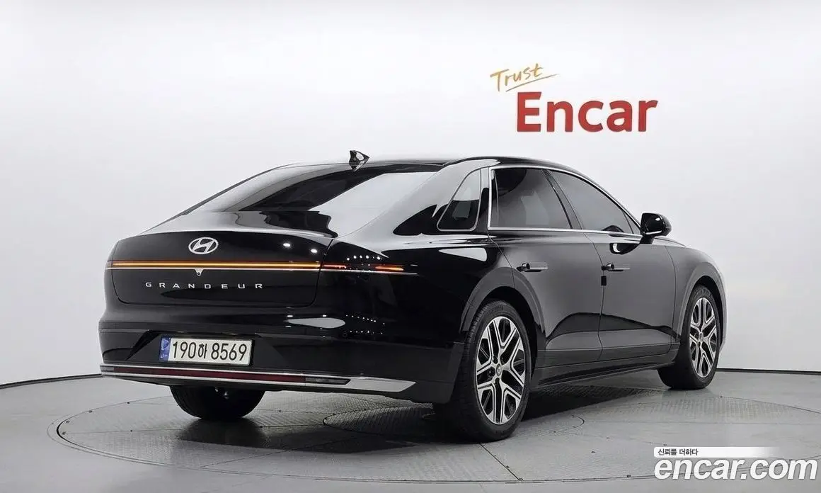 Hyundai Grandeur 2023 2.5 автомат (гидро), фото 2 Hyundai Grandeur 2023 2.5 автомат (гидро), фото 2