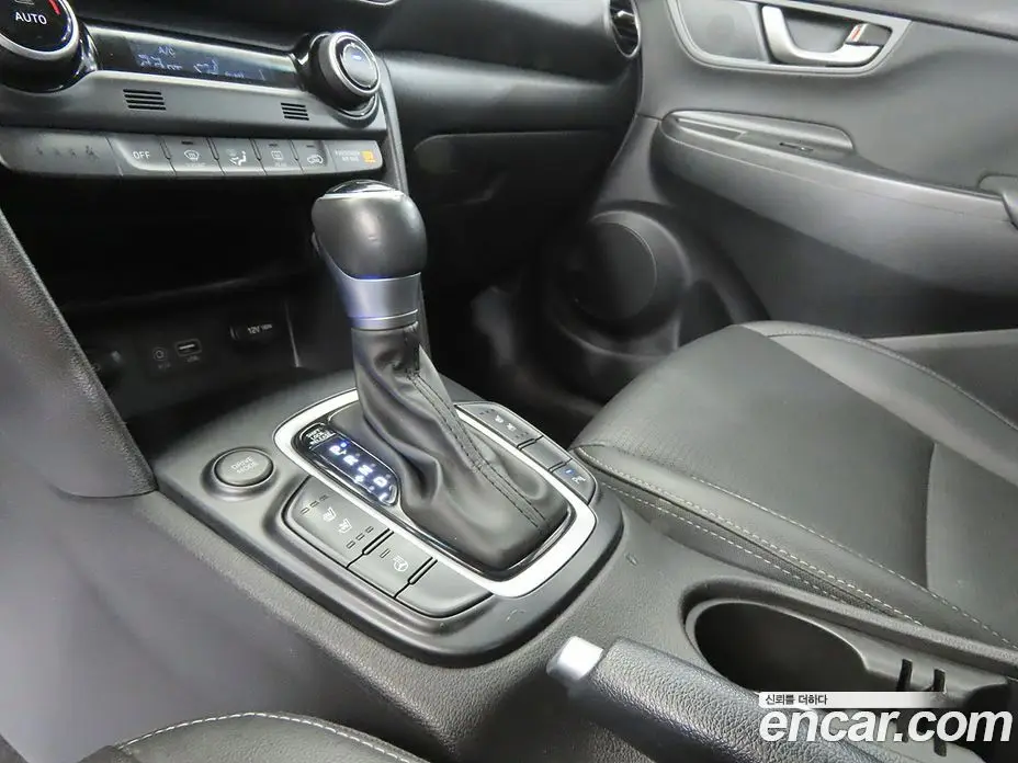 Hyundai Kona 2019 1.6 автомат (гидро), фото 11 Hyundai Kona 2019 1.6 автомат (гидро), фото 11