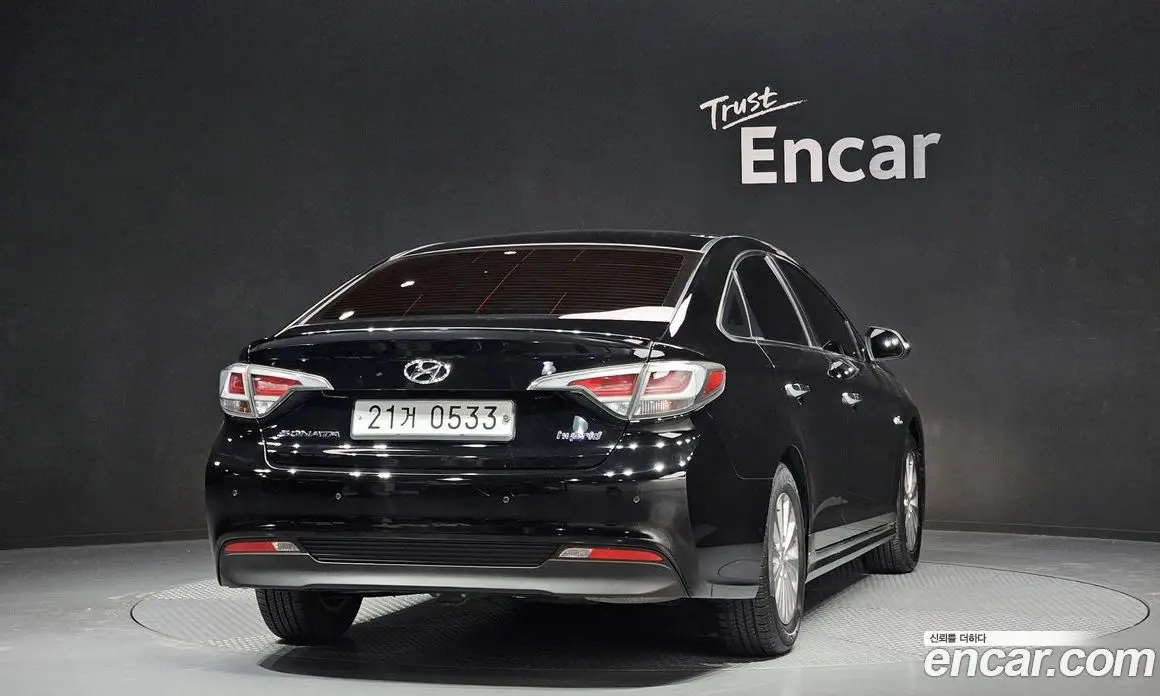 Hyundai Sonata 2015 2.0 автомат (гидро), фото 4