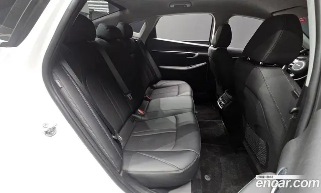 Hyundai Sonata 2023 2.0 автомат (гидро), миниатюра 11 Hyundai Sonata 2023 2.0 автомат (гидро), миниатюра 11