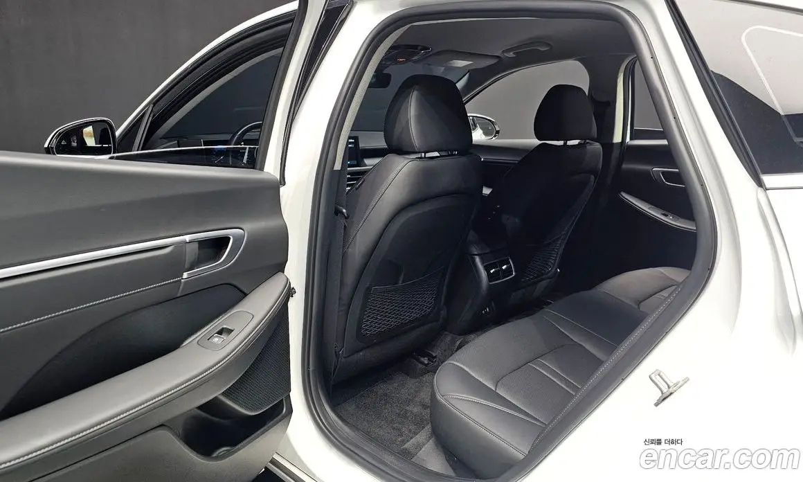 Hyundai Sonata 2023 2.0 автомат (гидро), фото 18 Hyundai Sonata 2023 2.0 автомат (гидро), фото 18