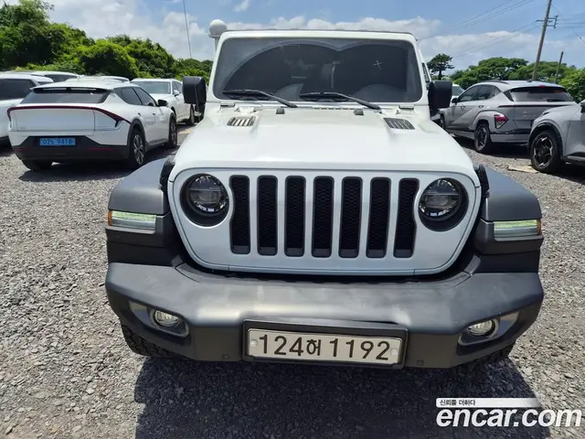 Jeep Wrangler 2021 2.0 автомат (гидро), миниатюра 1 Jeep Wrangler 2021 2.0 автомат (гидро), миниатюра 1