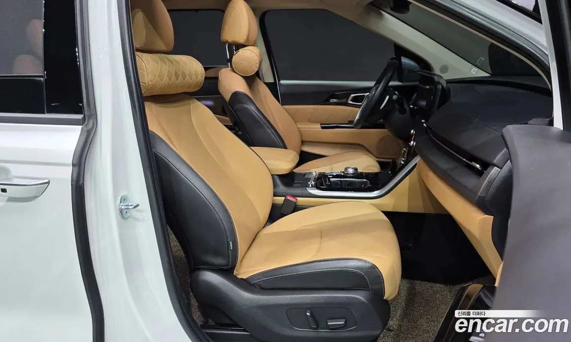 Kia Carnival 2023 2.2 автомат (гидро), фото 16