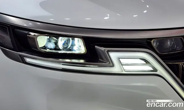Kia Carnival 2023 3.5 автомат (гидро), миниатюра 8 Kia Carnival 2023 3.5 автомат (гидро), миниатюра 8