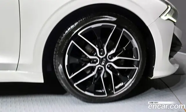 Kia K5 (Optima) 2020 1.6 автомат (гидро), миниатюра 5 Kia K5 (Optima) 2020 1.6 автомат (гидро), миниатюра 5