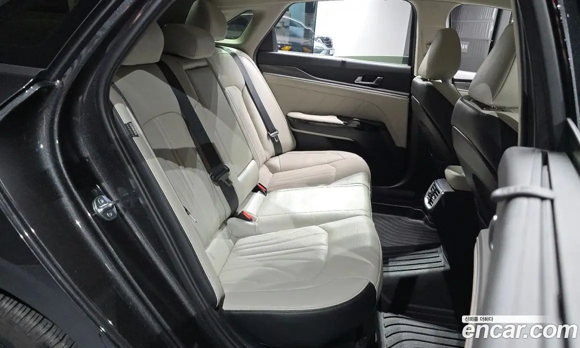 Kia K5 (Optima) 2024 2.0 автомат (гидро), фото 17 Kia K5 (Optima) 2024 2.0 автомат (гидро), фото 17