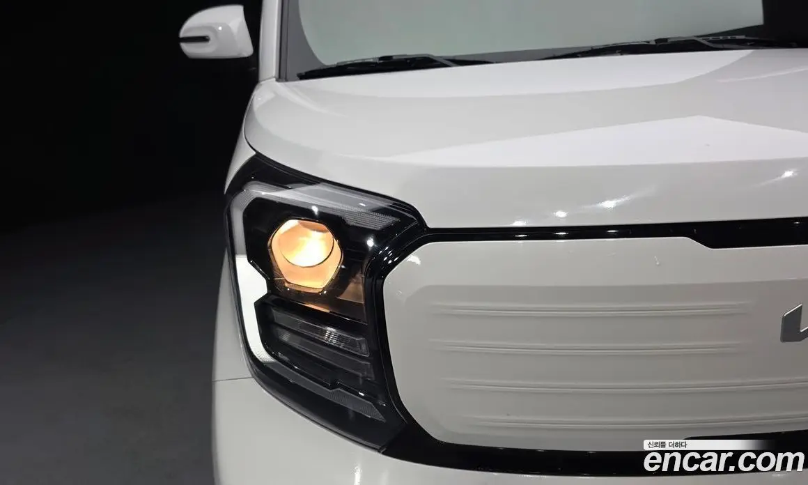 Kia Ray 2023 1.0 автомат (гидро), фото 8