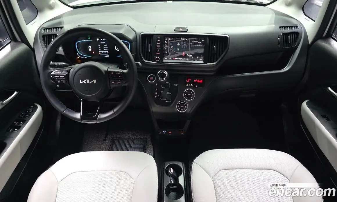 Kia Ray 2023 1.0 автомат (гидро), фото 10