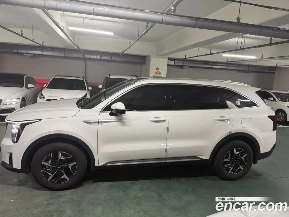 Kia Sorento 2025 1.6 автомат (гидро), фото 16 Kia Sorento 2025 1.6 автомат (гидро), фото 16
