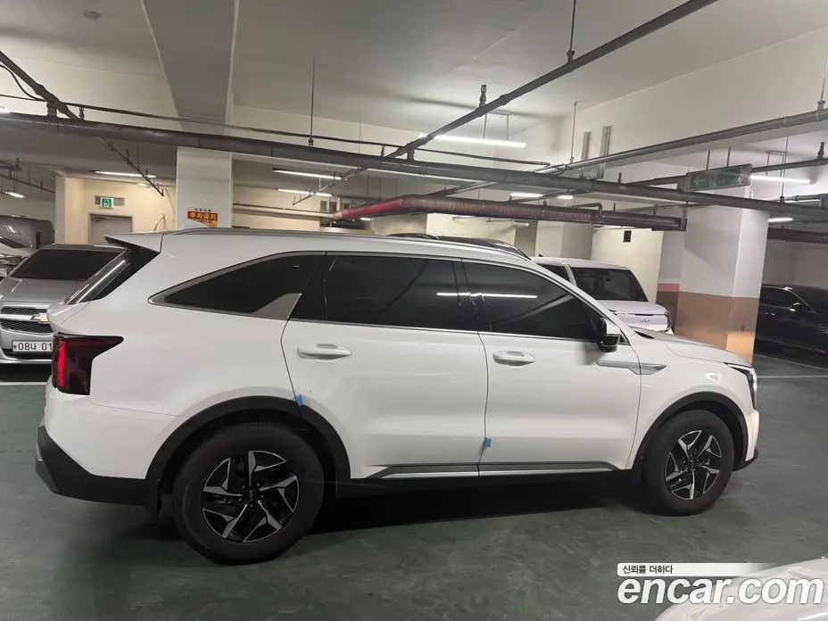 Kia Sorento 2025 1.6 автомат (гидро), фото 17 Kia Sorento 2025 1.6 автомат (гидро), фото 17
