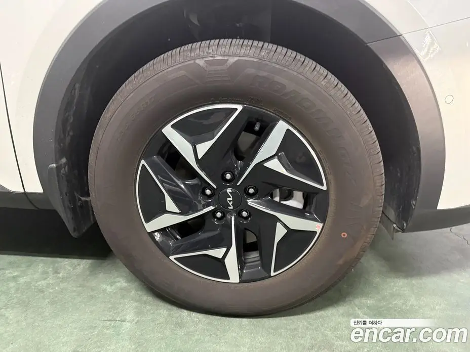 Kia Sorento 2025 1.6 автомат (гидро), фото 5 Kia Sorento 2025 1.6 автомат (гидро), фото 5