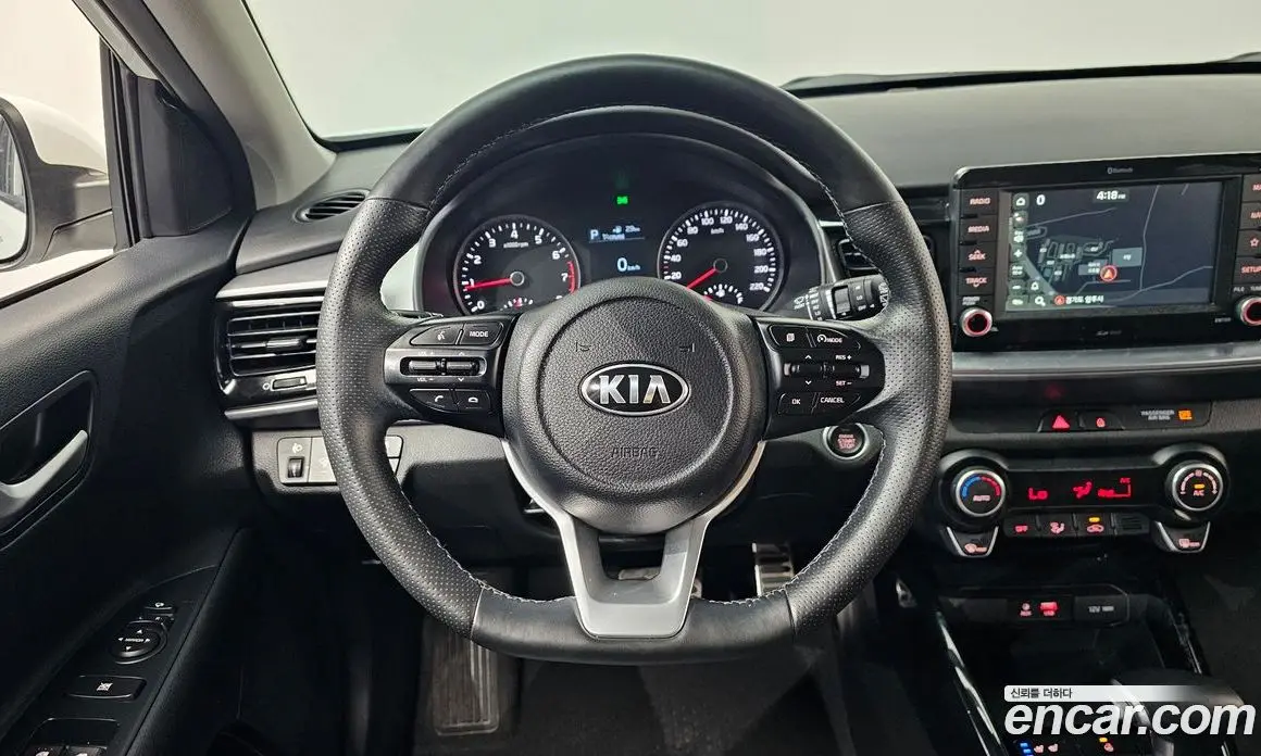 Kia Stonic 2020 1.0 автомат (гидро), фото 12 Kia Stonic 2020 1.0 автомат (гидро), фото 12
