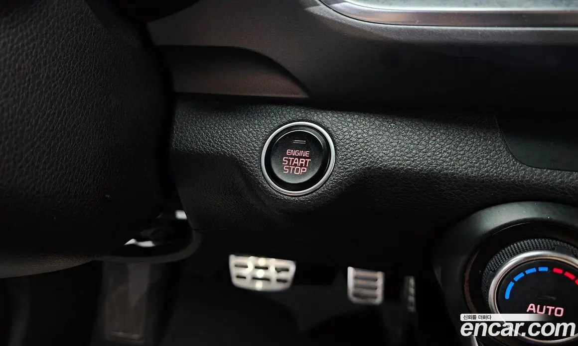 Kia Stonic 2020 1.0 автомат (гидро), фото 18 Kia Stonic 2020 1.0 автомат (гидро), фото 18