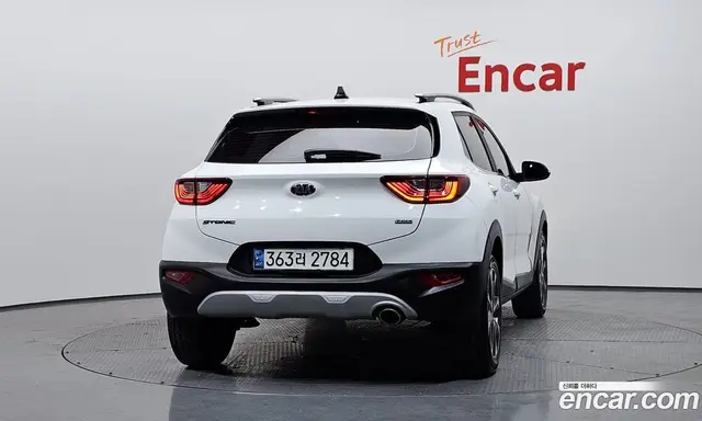 Kia Stonic 2020 1.0 автомат (гидро), миниатюра 4 Kia Stonic 2020 1.0 автомат (гидро), миниатюра 4