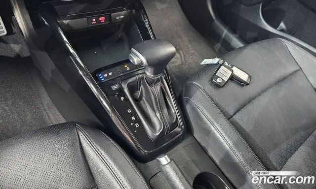 Kia Stonic 2020 1.0 автомат (гидро), миниатюра 9 Kia Stonic 2020 1.0 автомат (гидро), миниатюра 9