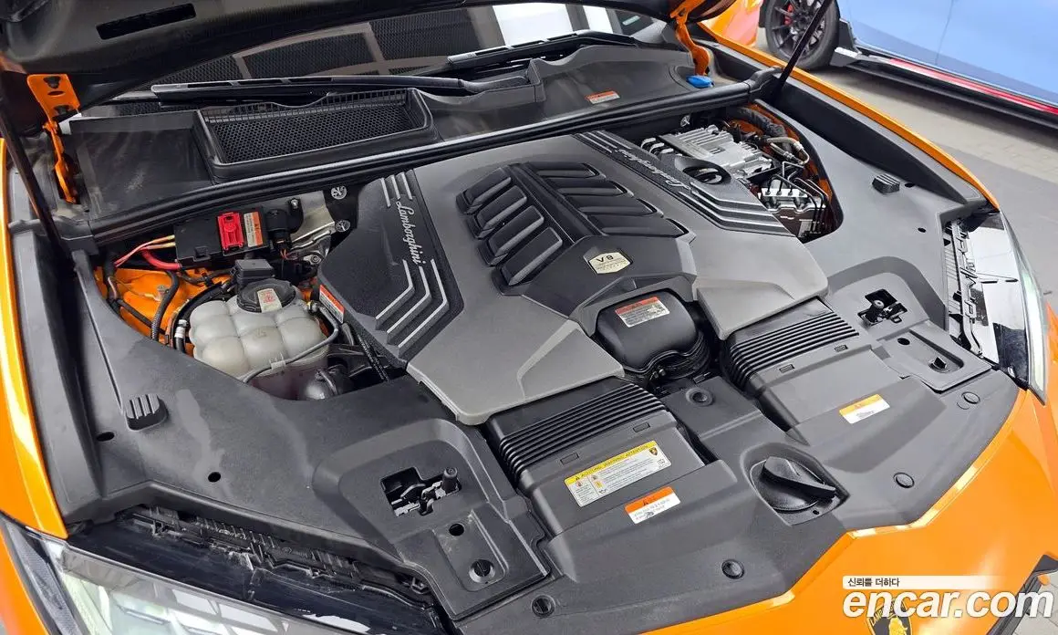Lamborghini Urus 2024 4.0 автомат (гидро), фото 6 Lamborghini Urus 2024 4.0 автомат (гидро), фото 6