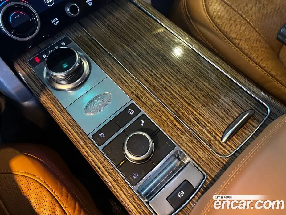 Land Rover Range Rover 2020 4.4 автомат (гидро), фото 14 Land Rover Range Rover 2020 4.4 автомат (гидро), фото 14