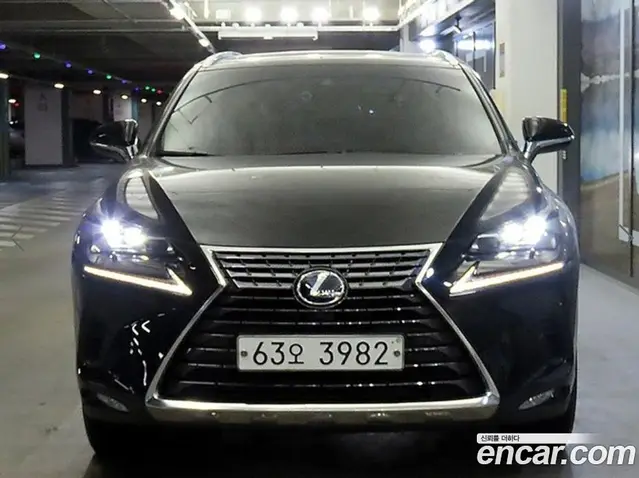 Lexus NX 2019 2.5 автомат (гидро), миниатюра 2 Lexus NX 2019 2.5 автомат (гидро), миниатюра 2