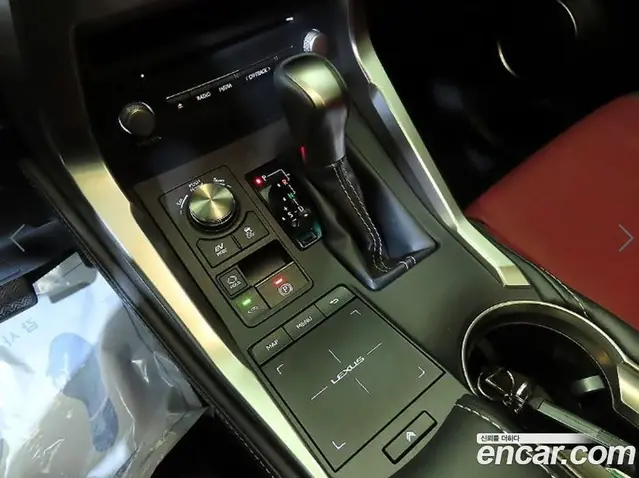Lexus NX 2019 2.5 автомат (гидро), миниатюра 12