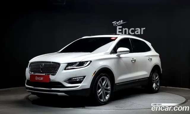 Lincoln MKC 2018 2.0 автомат (гидро), миниатюра 1 Lincoln MKC 2018 2.0 автомат (гидро), миниатюра 1