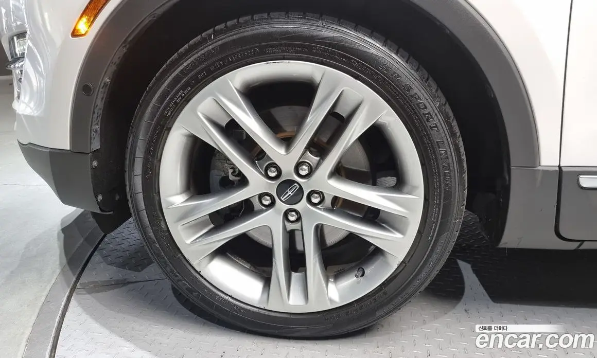 Lincoln MKC 2018 2.0 автомат (гидро), фото 5 Lincoln MKC 2018 2.0 автомат (гидро), фото 5