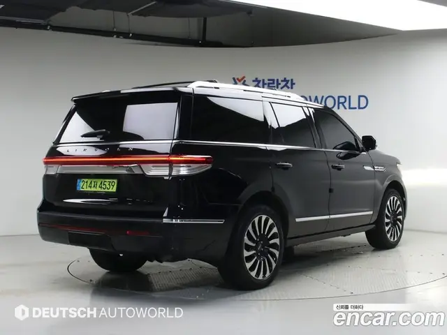 Lincoln Navigator 2023 3.5 автомат (гидро), миниатюра 2 Lincoln Navigator 2023 3.5 автомат (гидро), миниатюра 2