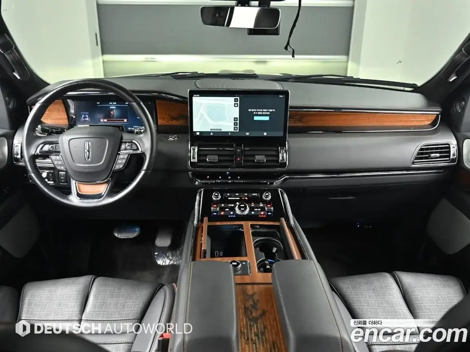 Lincoln Navigator 2023 3.5 автомат (гидро), фото 7 Lincoln Navigator 2023 3.5 автомат (гидро), фото 7