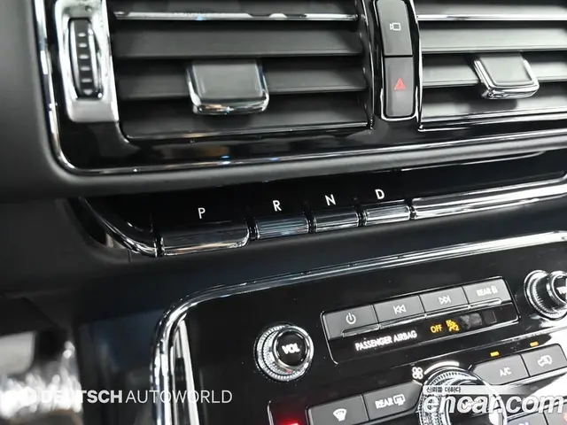 Lincoln Navigator 2023 3.5 автомат (гидро), миниатюра 9 Lincoln Navigator 2023 3.5 автомат (гидро), миниатюра 9
