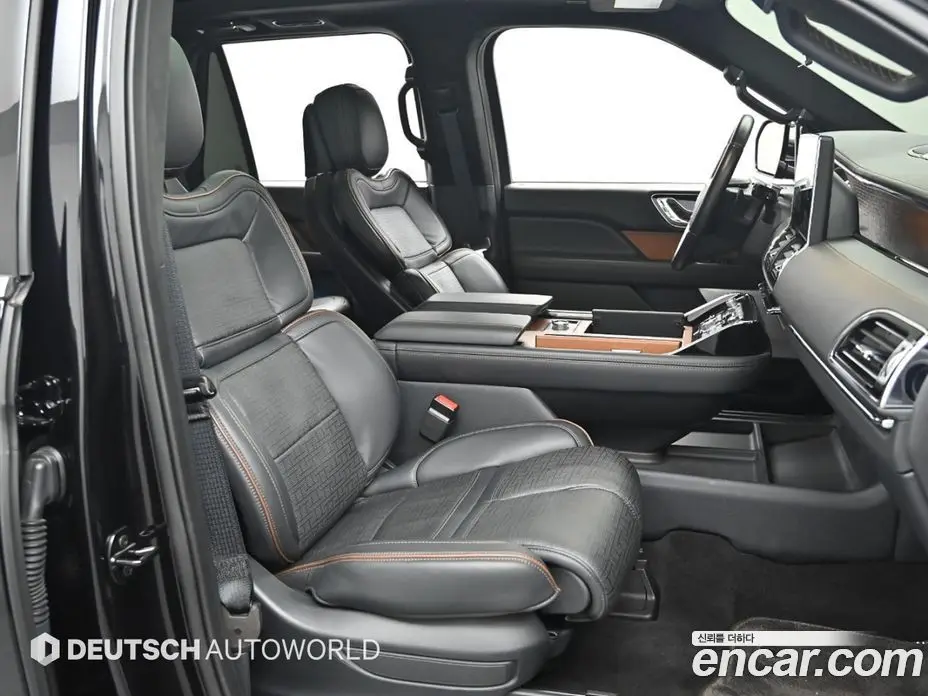 Lincoln Navigator 2023 3.5 автомат (гидро), фото 10 Lincoln Navigator 2023 3.5 автомат (гидро), фото 10