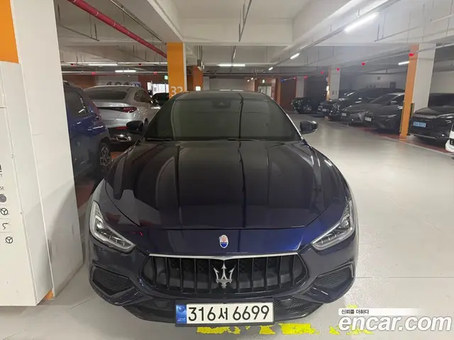 Maserati Ghibli, 2018, 112 300 км Maserati Ghibli, 2018, 112 300 км